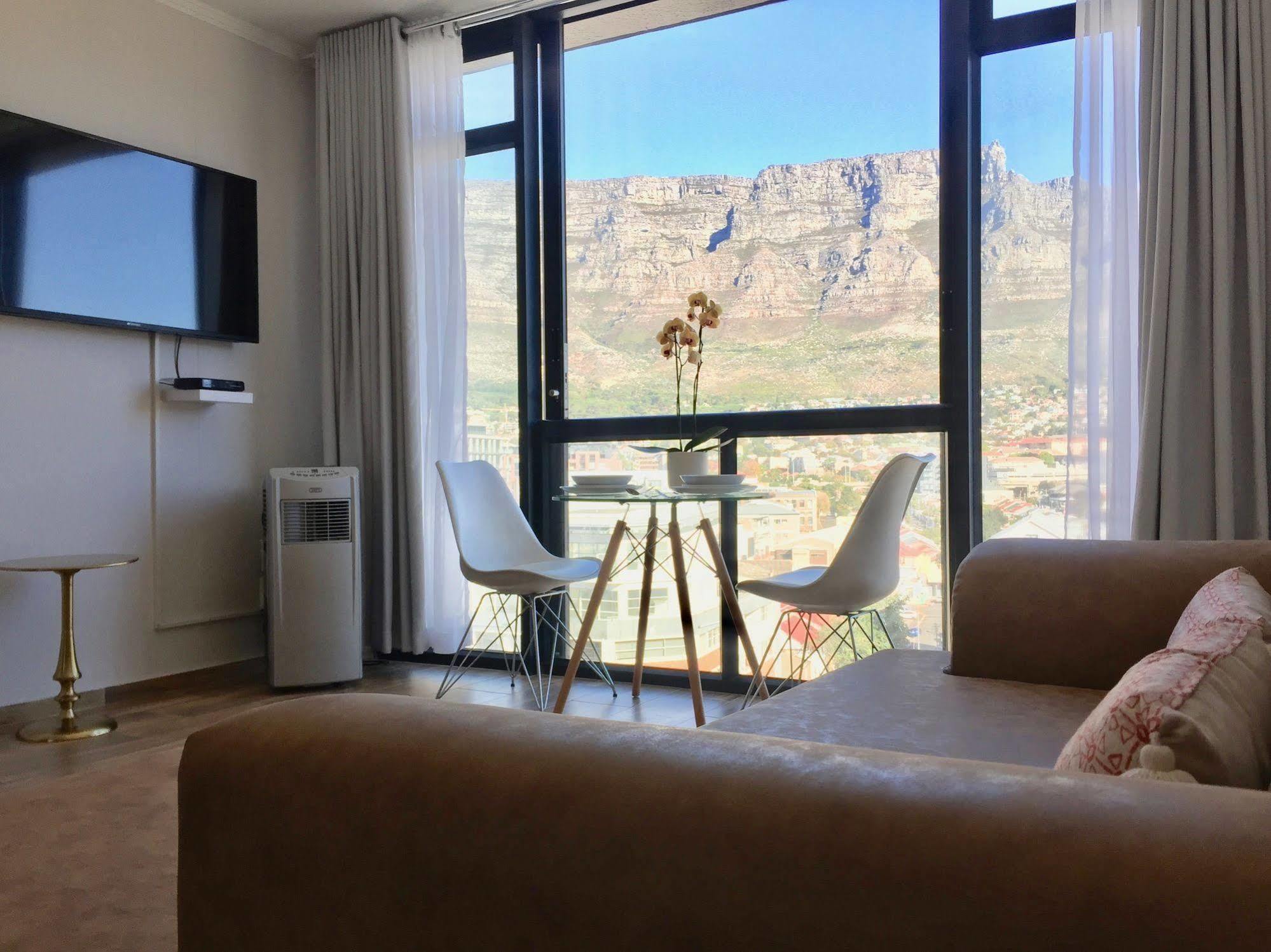 Urban Oasis At The Four Seasons Leilighet Cape Town Eksteriør bilde