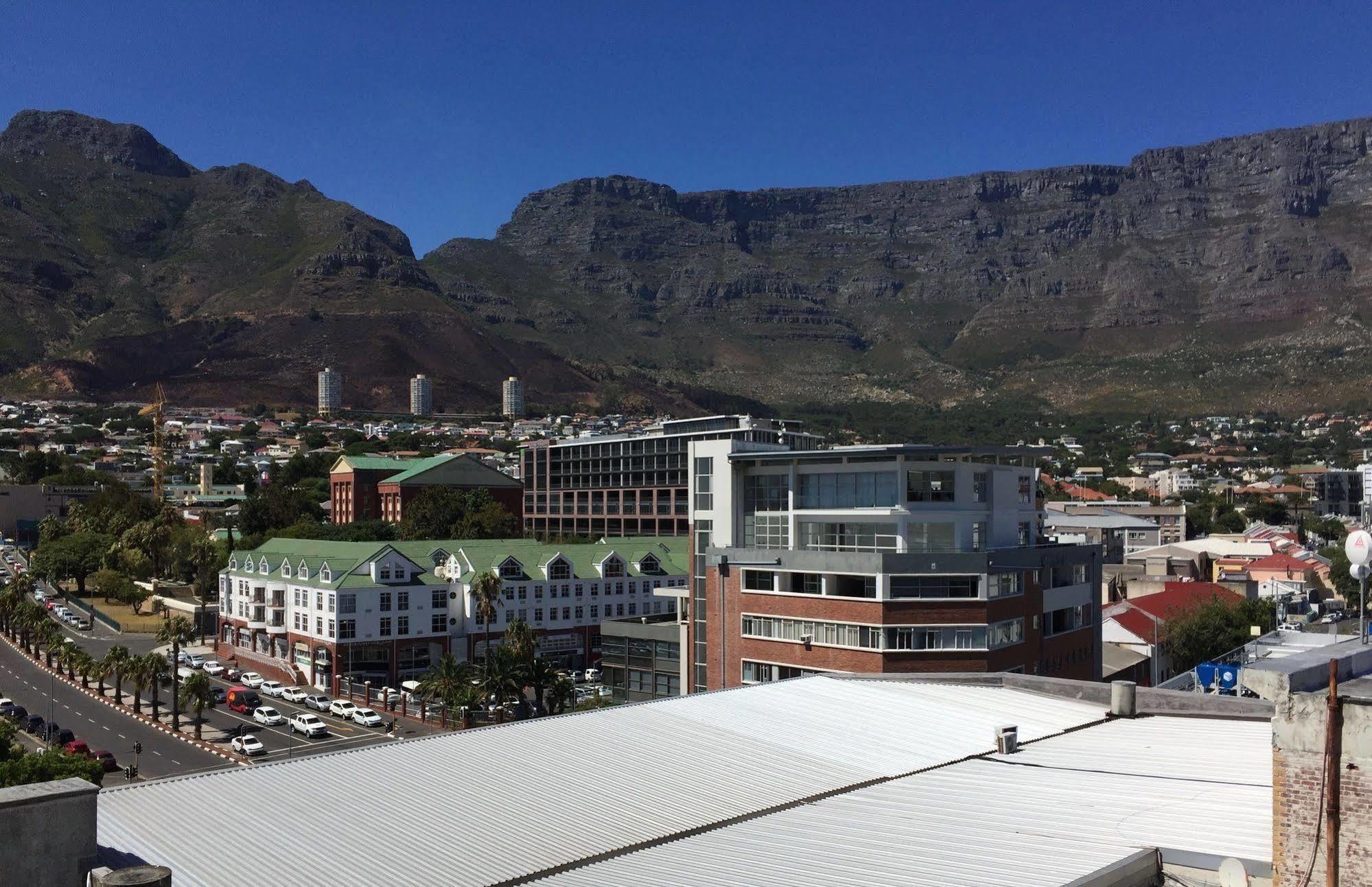 Urban Oasis At The Four Seasons Leilighet Cape Town Eksteriør bilde